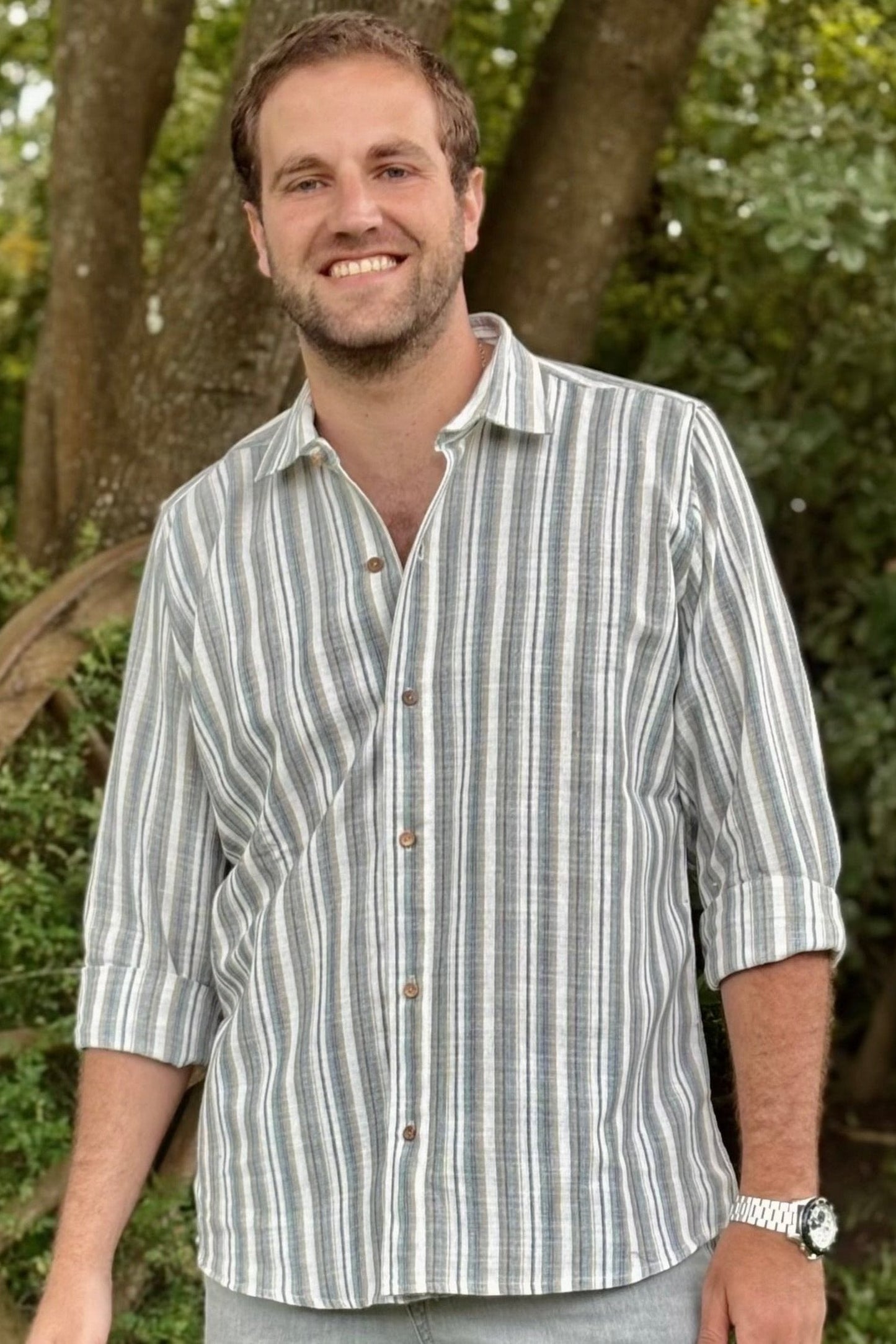 Camisa de Lino Rayada Piedra